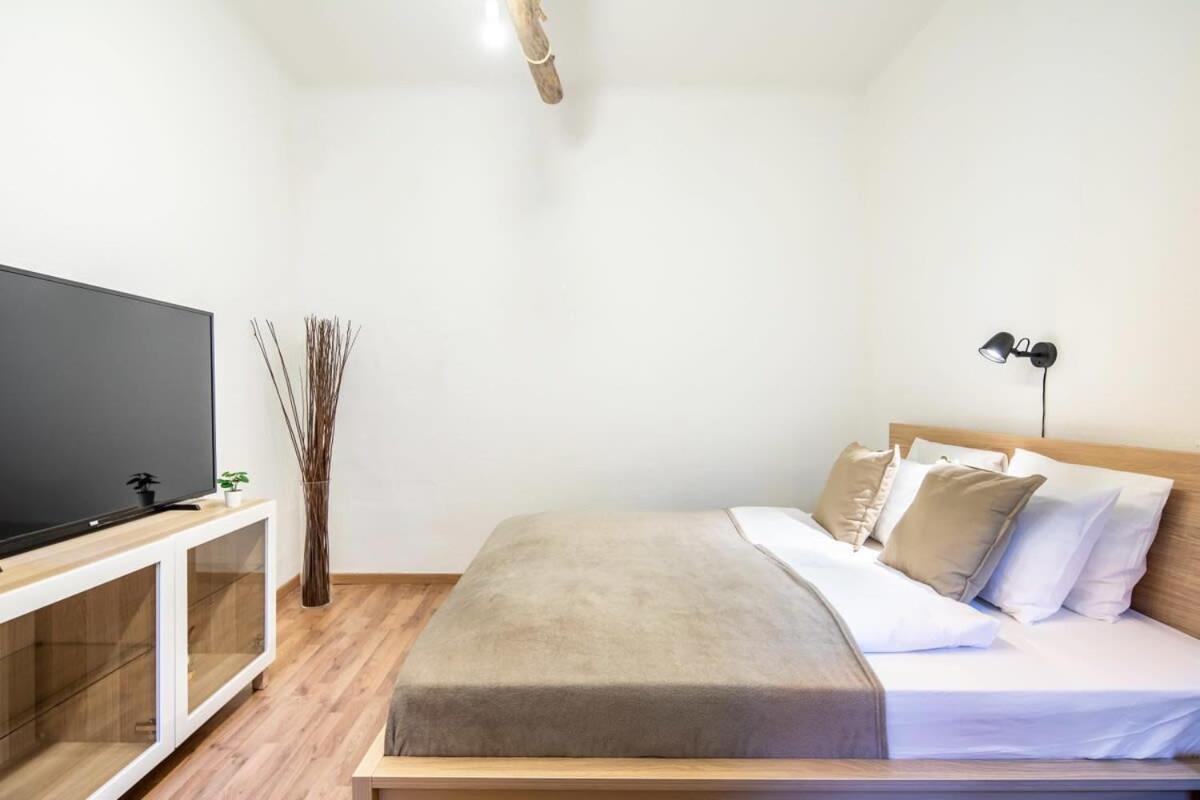 Convenient Apartment At Gastro Driven Location Budapeşte Dış mekan fotoğraf